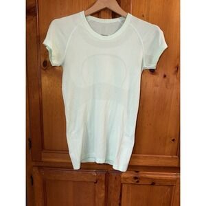 Lululemon Women's 6 Swiftly Tech Short Sleeve SS Top Shirt Green Running Yoga